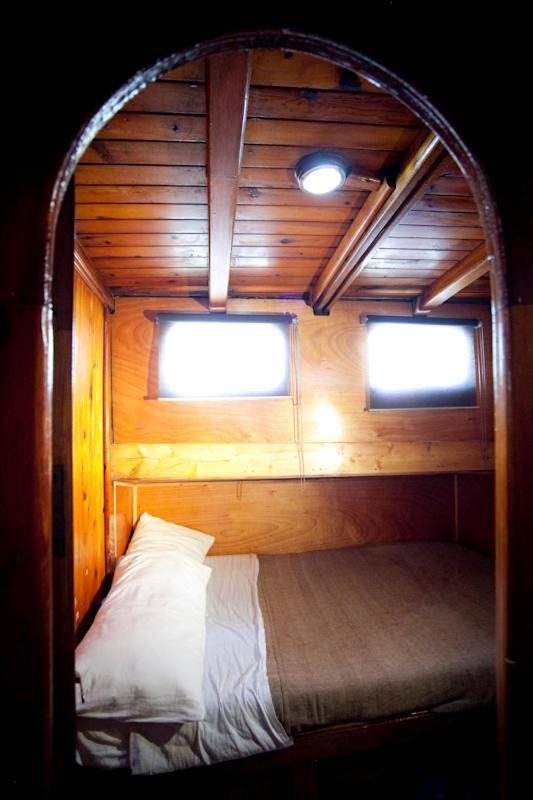 فندق سيراكوزافي  Goktuga Boat&Breakfast المظهر الخارجي الصورة